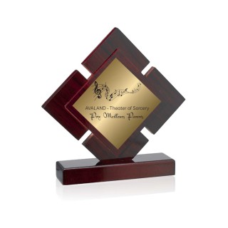 trophee en bois de rose récompense moderne personnalise plaque gravée carre