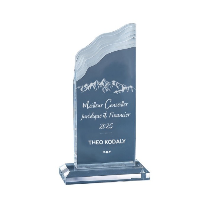 TROPHEE TRANSPARENT ACRYGLAS   personnalise  LA MONTAGNE DES ALPES