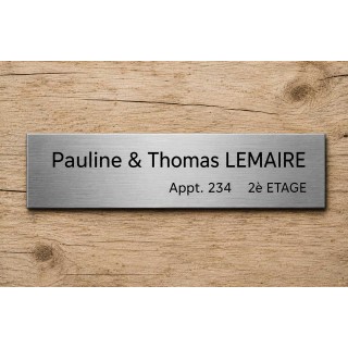 Plaque boite aux lettres ARGENTEE, BORDS DROITS, adhésive, gravure Lettres noires à Grenoble
