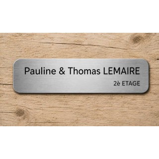 Plaque boite aux lettres ARGENTEE, BORDS arrondis, adhésive, gravure Lettres noires à Grenoble