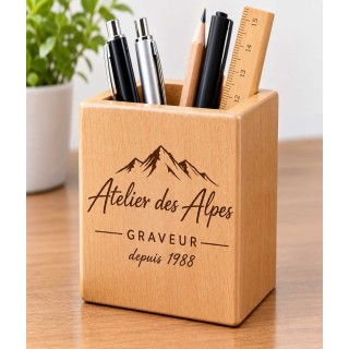 POT A CRAYON EN BOIS DE HETRE GRAVE A GRENOBLE CADEAU ECOLOGIQUE ARTISANAL