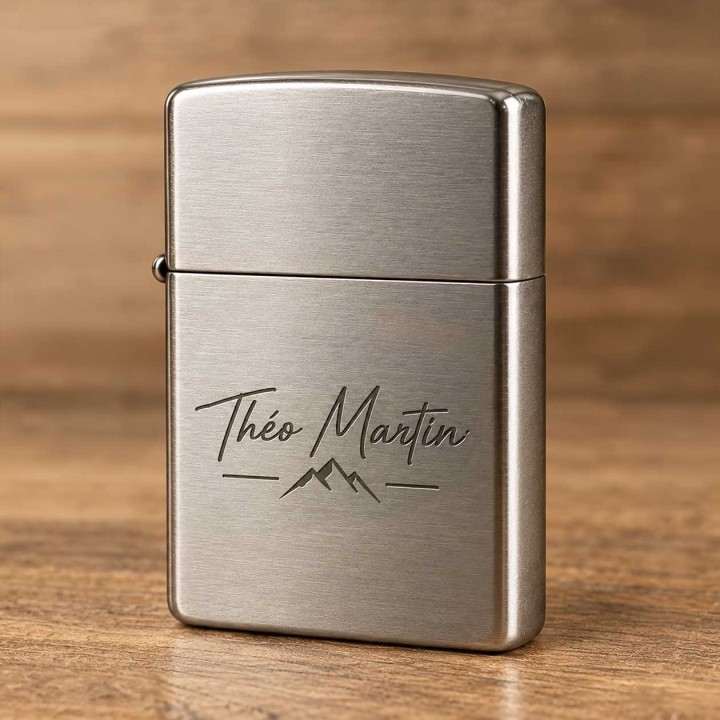 BRIQUET ZIPPO EN METAL ARGENTE PERSONNALISE NOM PRENOM